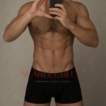 Selfie Pics from Scott James - Private Escort Melbourne