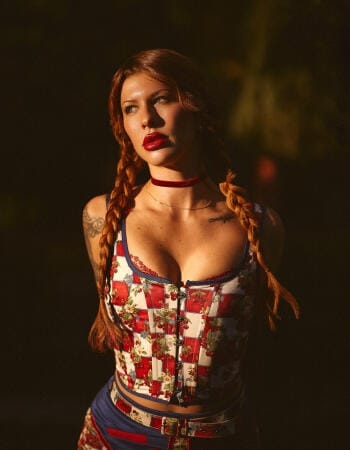 Darwin independent private  escort - Billie C