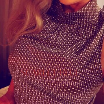 Selfie Pics from Paulina Adell - Private Escort Adelaide