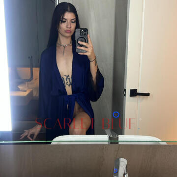 Selfie Pics from Shiloh Wulf - Private Escort Perth