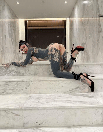 Private escort - Kellie Panther touring to Gold Coast