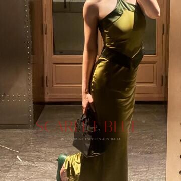 Selfie Pics from Rose Valentine - Private Escort Sydney