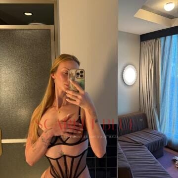 Selfie Pics from Eliza Eden - Private Escort Sydney