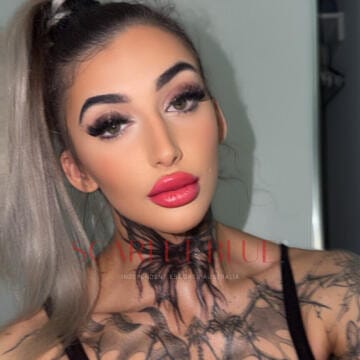 Selfie Pics from Pandora - Private Escort Melbourne