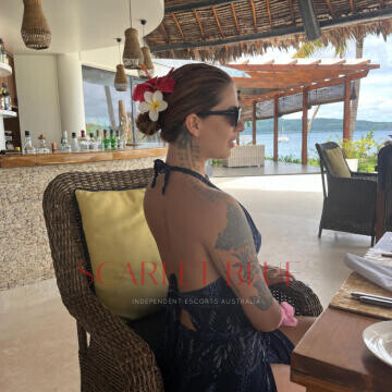Selfie Pics from Sutton - Private Escort Sydney