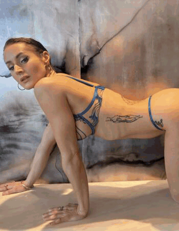  Private escort - Khaleesi touring to Newcastle