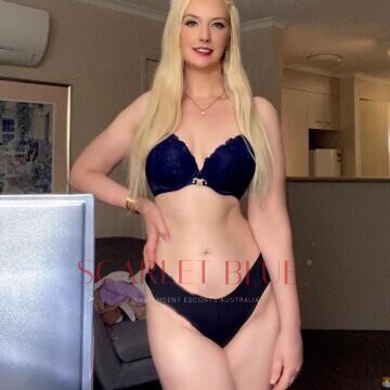 Selfie Pics from Jenifer Sye - Private Escort Brisbane