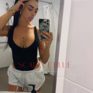Selfie Pics from Winter Raine - Private Escort Perth