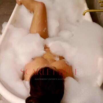 Selfie Pics from Pepe Barker - Private Escort Adelaide