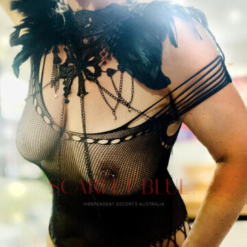 Selfie Pics from Lucy Golden - Private Escort Gold Coast