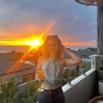 Selfie Pics from Sophie Hunt - Private Escort Sydney