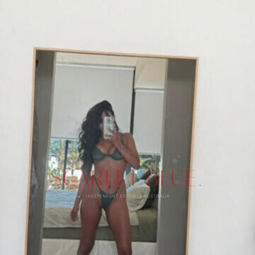 Selfie Pics from Mell Ambrosyo - Private Escort Sydney