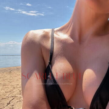 Selfie Pics from Petra Novak - Private Escort Melbourne