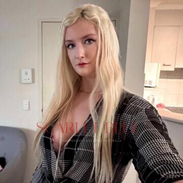 Selfie Pics from Jenifer Sye - Private Escort Brisbane