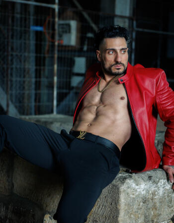 Sydney Middle Eastern male escort - Julian Hale