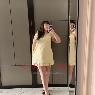 Selfie Pics from Violet Wells - Private Escort Melbourne