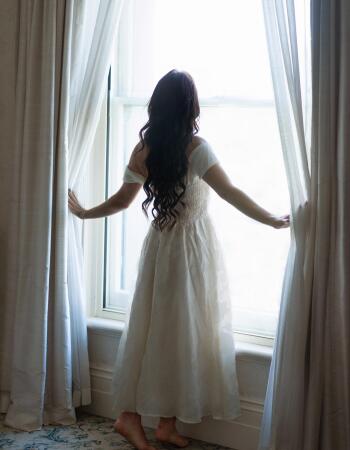 Private escort diary&reg; Evie Elysian