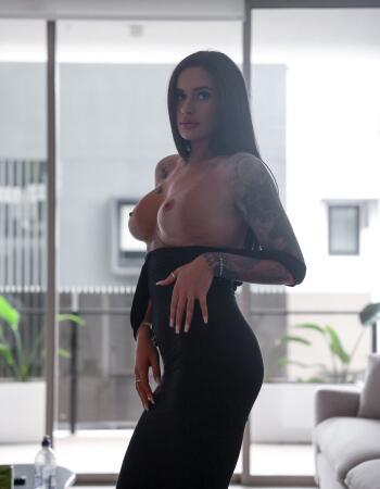  Private escort - Micki Daniels coming soon to Sydney