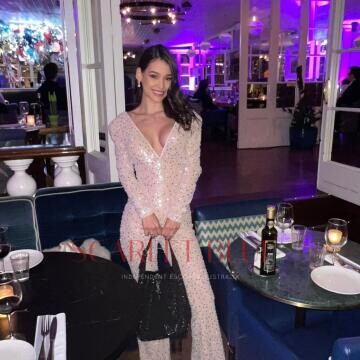 Selfie Pics from Alexa Luz - Private Escort Sydney