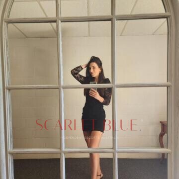Selfie Pics from Serafina Laurent - Private Escort Melbourne