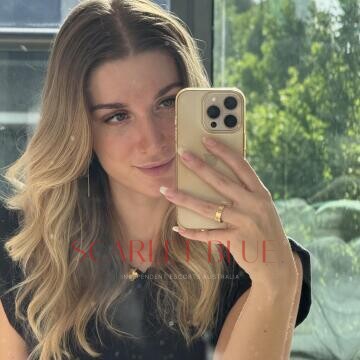 Selfie Pics from Mia Meyer - Private Escort Sydney