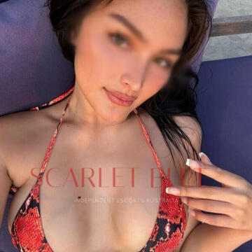 Selfie Pics from Tia Marie - Private Escort Touring