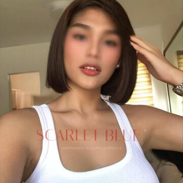 Selfie Pics from Tia Marie - Private Escort Touring