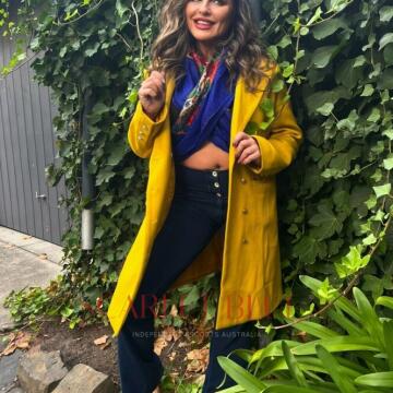 Touring Escort - Kylie Wyote