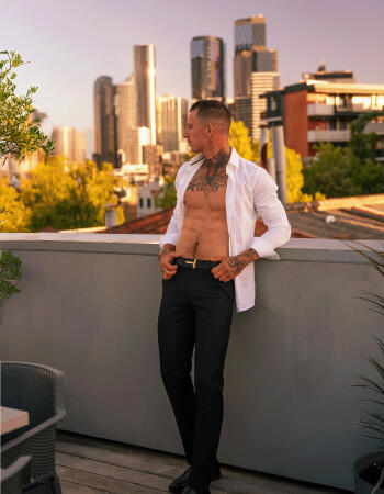 Private male escort diary&reg; Max Sterling