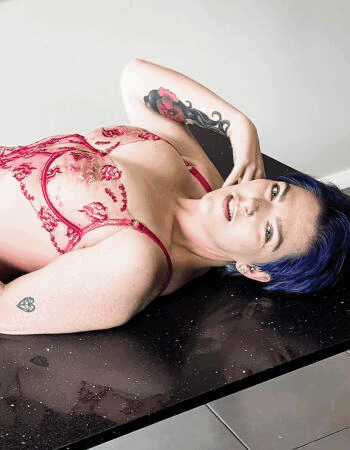 Newcastle British escort - Miss Ashley Stafford