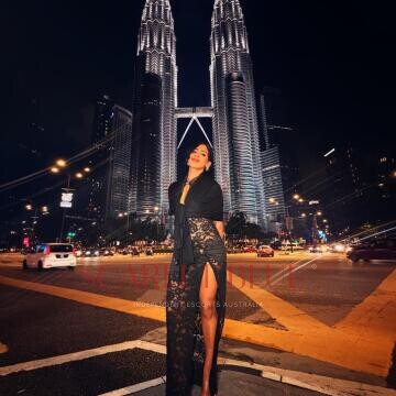 Selfie Pics from Indian Amira - Private Escort Touring