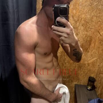 Selfie Pics from Kaspar - Private Escort Melbourne