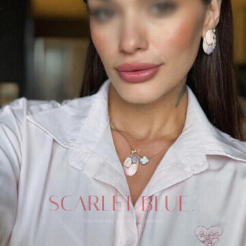 Selfie Pics from Valentina Leal - Private Escort Touring