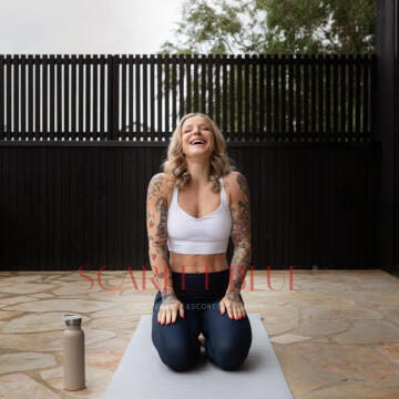 Melbourne Escort - Freya Blume