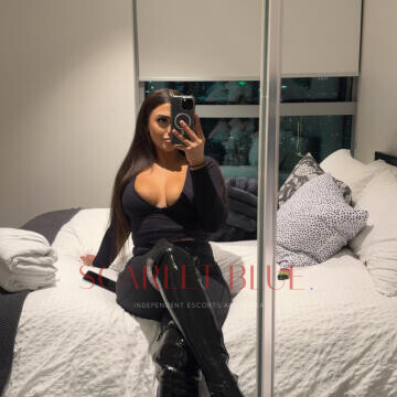 Selfie Pics from Vanessa Gray - Private Escort Melbourne