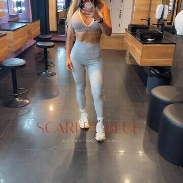 Selfie Pics from Grace Thompson - Private Escort Gold Coast