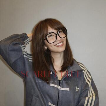 Selfie Pics from Meilin Huan - Private Escort Hong Kong