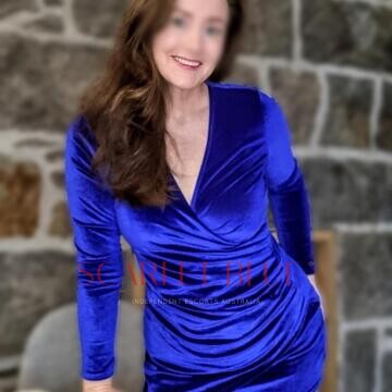 Selfie Pics from Sylvia Blayne - Private Escort Brisbane