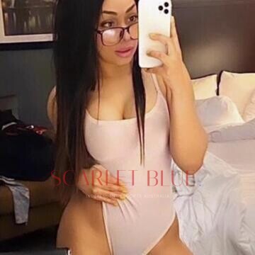 Selfie Pics from Daniela Perez - Private Escort Adelaide