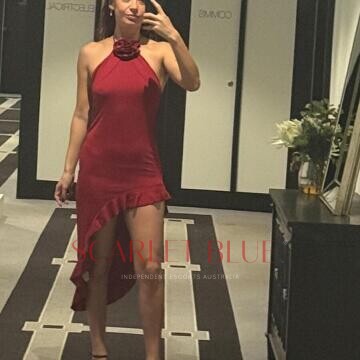 Selfie Pics from Amanda Latina - Private Escort Melbourne