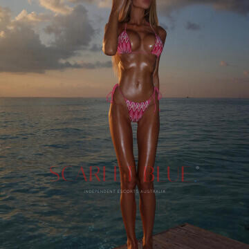 Selfie Pics from Mia Martinez - Private Escort Sydney