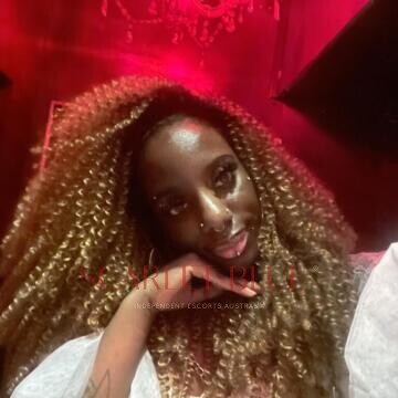 Selfie Pics from Venus Noire - Private Escort Melbourne