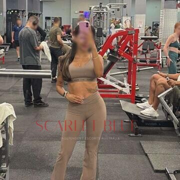 Selfie Pics from Luna Sol - Private Escort Touring