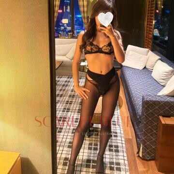 Selfie Pics from Claire Umezawa - Private Escort Singapore