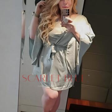 Selfie Pics from Imogen Greene - Private Escort Brisbane