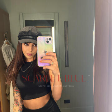 Selfie Pics from Lilli B - Private Escort Gold Coast