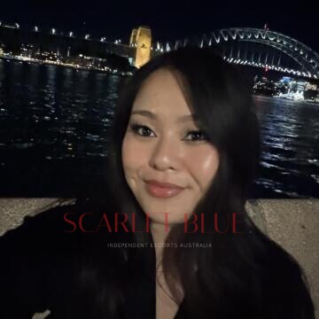 Selfie Pics from Sadie Young - Private Escort Sydney