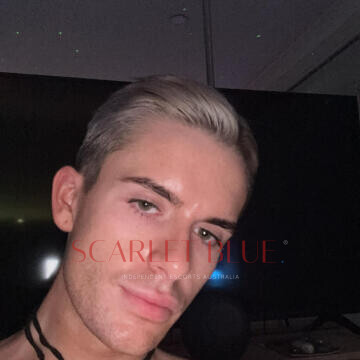 Selfie Pics from Chase Rey - Private Escort Sydney