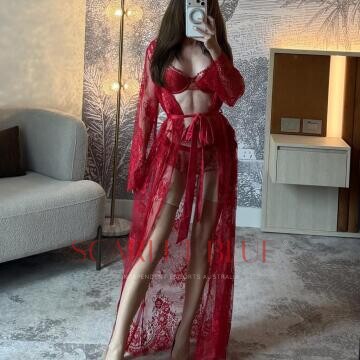 Selfie Pics from Little Miss Discreet - Private Escort Brisbane