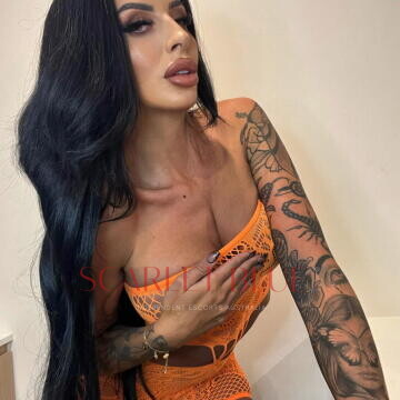 Selfie Pics from Chloe Chase - Private Escort Melbourne